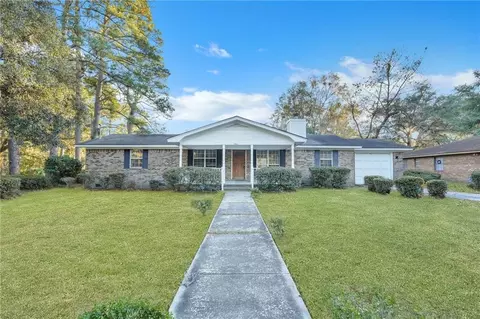 1501 Arcadian St, Savannah, GA 31405