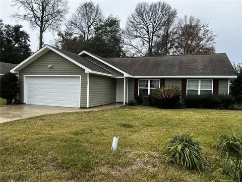 167 Callie Cir, Brunswick, GA 31523