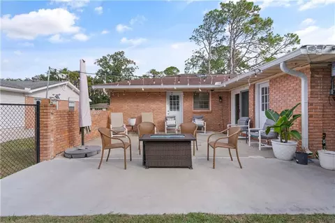 42 Ogden St #B, Jekyll Island, GA 31527