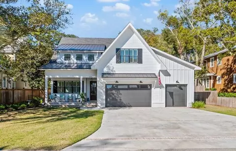 305 Kelsall Ave, Saint Simons Island, GA 31522