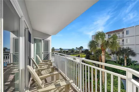 1440 Ocean Blvd #212, Saint Simons Island, GA 31522