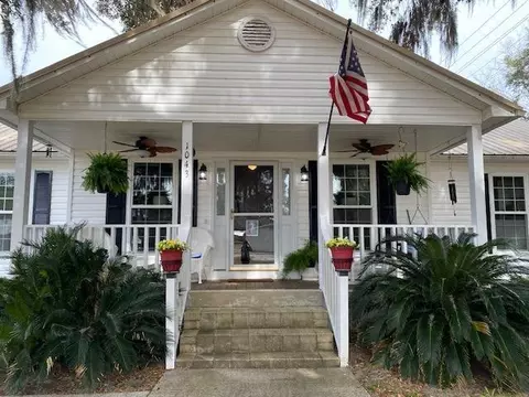 1043 Big Pine St NE, Townsend, GA 31331