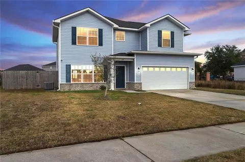 348 Rutledge Dr, Hinesville, GA 31313