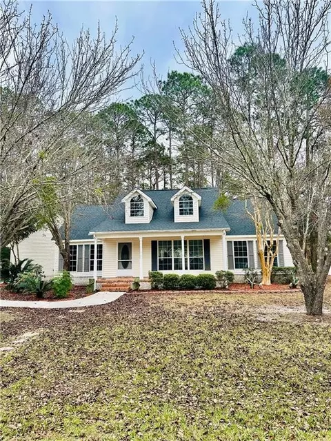 101 Brentwood Dr, Brunswick, GA 31523