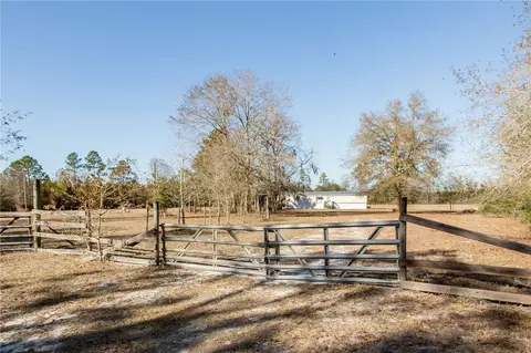 578 Willis Rd, Hortense, GA 31543