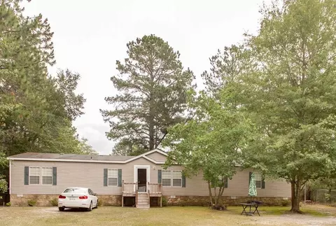 45 Norwood Cir E, Waycross, GA 31503