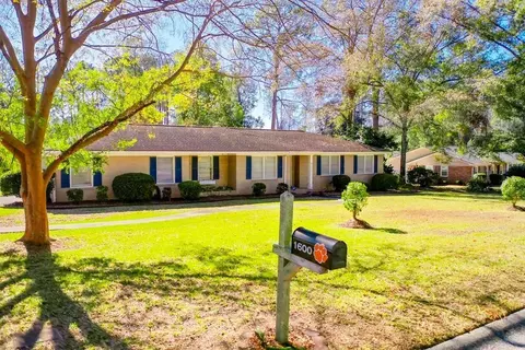 1600 Seminole Trl, Waycross, GA 31501