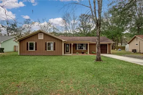 105 Pineneedle Ct, Kingsland, GA 31548