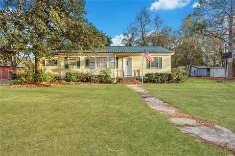 565 S Elm St, Jesup, GA 31546
