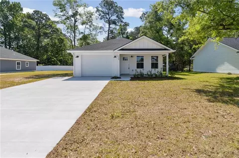 1668 Ashantilly Dr, Darien, GA 31305