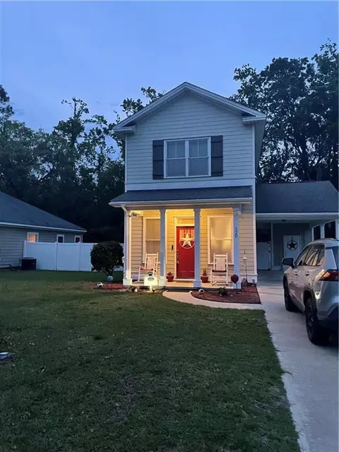 120 Pecan Point Rd W, Brunswick, GA 31525