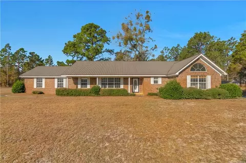 1167 Spring Grove Rd, Jesup, GA 31545