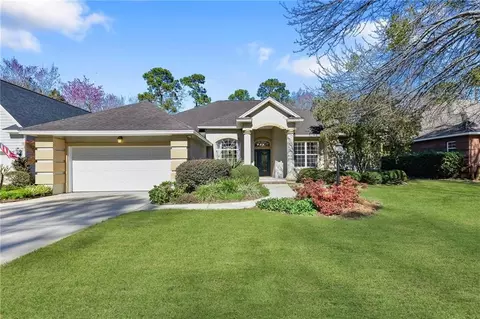 208 Cardinal Cir W, Saint Marys, GA 31558