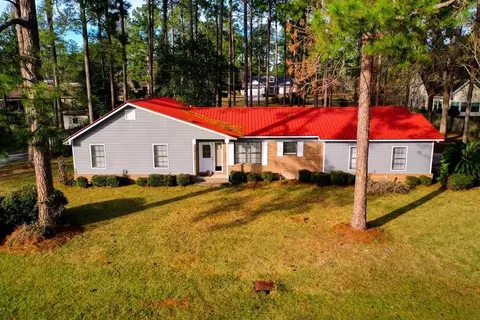 133 Lakeside Dr, Blackshear, GA 31516
