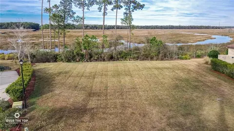 206 Serpentine Dr, Saint Marys, GA 31558