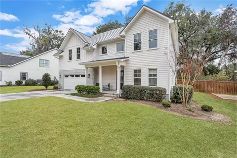 1007 Silver Oaks Ln, Saint Simons Island, GA 31522