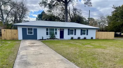 2627 Bartow St, Brunswick, GA 31520