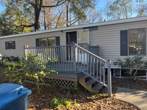 306 Southridge Dr, Brunswick, GA 31525