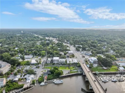 lot5 Block 85 Madison St, Darien, GA 31305