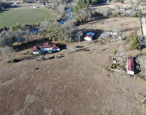 357 White Pine Hwy, Nicholls, GA 31554