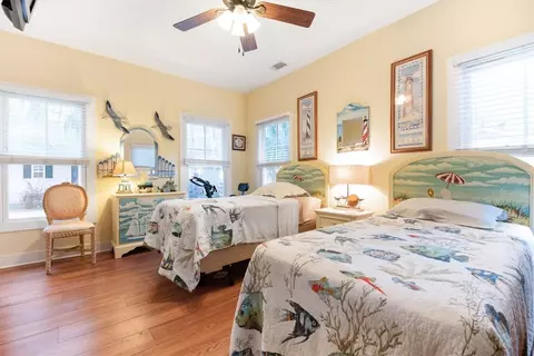 Bedroom - 1079 New Shellman Rd NE, Shellman Bluff, GA 31331 photo 5 of 7