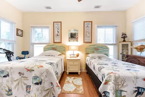 Bedroom - 1079 New Shellman Rd NE, Shellman Bluff, GA 31331 photo 6 of 7