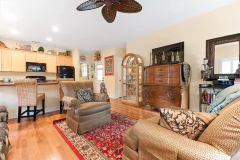 Living - 1079 New Shellman Rd NE, Shellman Bluff, GA 31331 photo 3 of 4