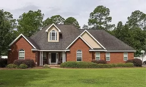 650 Littlefield St, Jesup, GA 31546