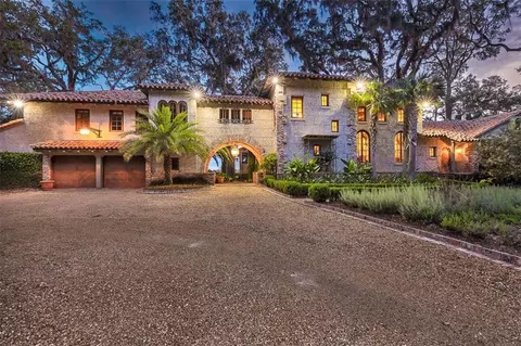 208 Hampton Point Dr, Saint Simons Island, GA 31522
