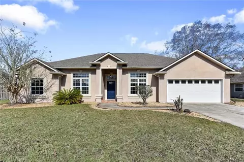 107 Saint James Pl, Saint Marys, GA 31558