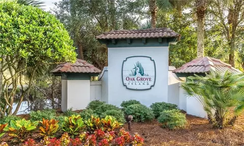 310 Oak Grove Island Dr, Brunswick, GA 31523