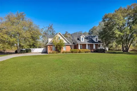 48 Satilla Sands Dr, Waynesville, GA 31566