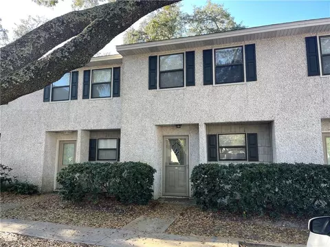 104 Courtyard Villas #B4, Saint Simons Island, GA 31522