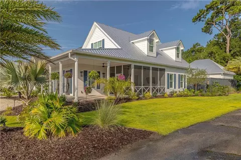 31 Orchard Rd, Saint Simons Island, GA 31522