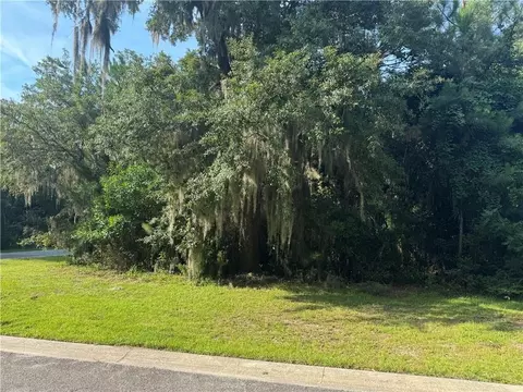 101 Elbert Ln, Saint Marys, GA 31558
