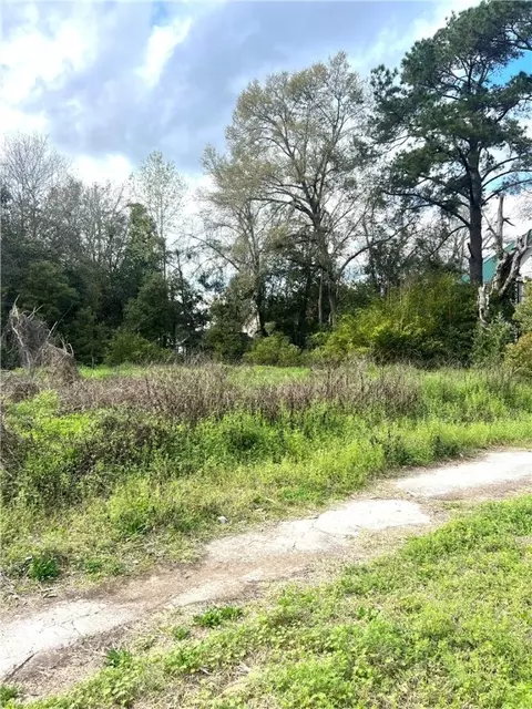 312 Lee Ave, Waycross, GA 31501