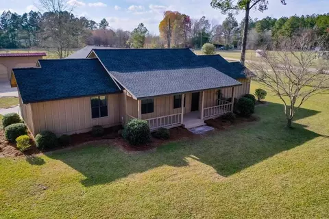 184 Sanderling Rd, Alma, GA 31510
