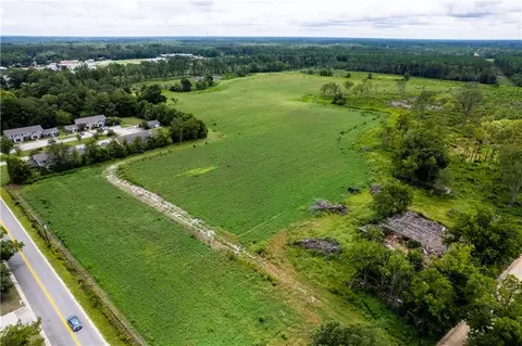 21 084 Chestnut Rd, Alma, GA 31510