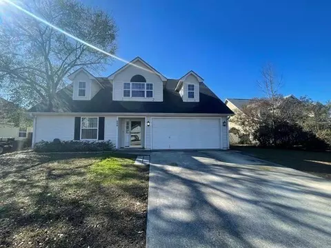54 Creekside Dr, Saint Marys, GA 31558