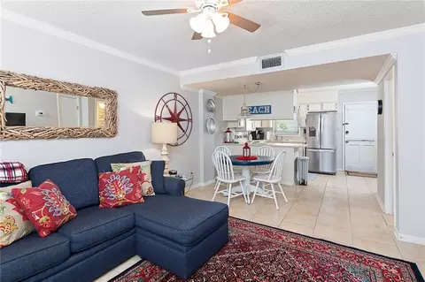 710 Ocean Blvd #6, Saint Simons Island, GA 31522