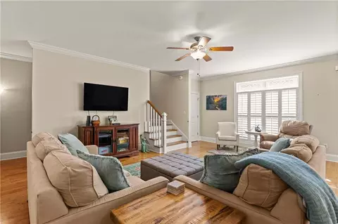 24 Moss Ln, Saint Simons Island, GA 31522