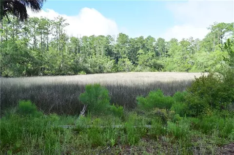 138 Montrose, Saint Simons Island, GA 31522
