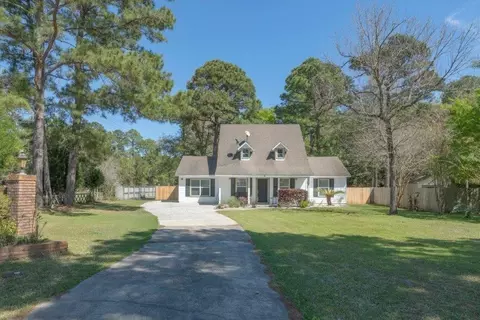 13 S Deals Cir, Woodbine, GA 31569