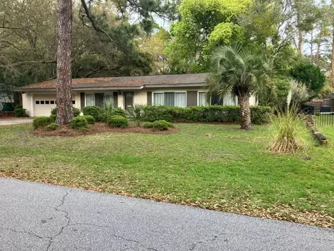 27 Ogden St, Jekyll Island, GA 31527
