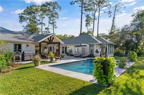 102 Pine Tree, Saint Simons Island, GA 31522