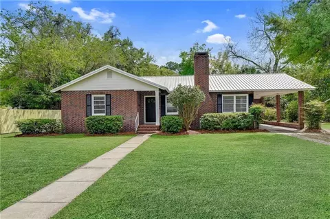 3030 Sherwood Dr, Brunswick, GA 31520