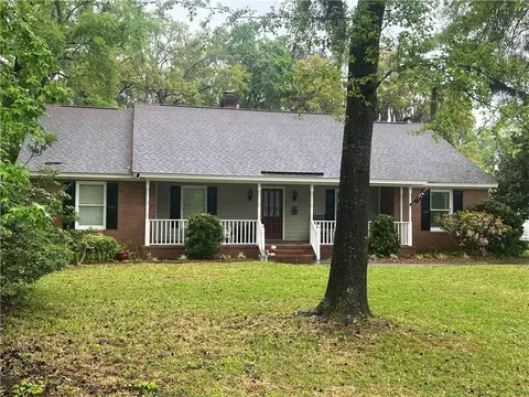 104 Pine View Dr, Brunswick, GA 31523