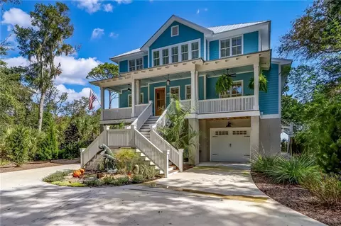 409 Southpoint Blvd, Saint Marys, GA 31558