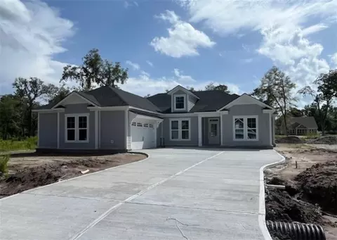 15 Fair Winds Dr, Waverly, GA 31565