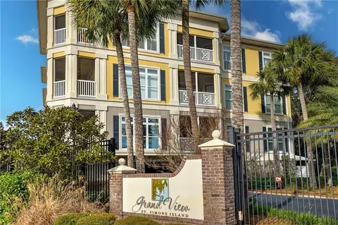 1107 Grand View Dr, Saint Simons Island, GA 31522